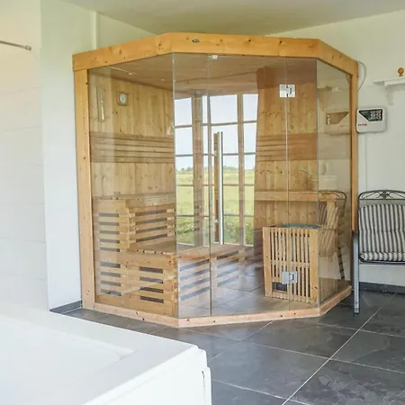 Reetdachhaus Duenenwarft Tatil Evi Tönning