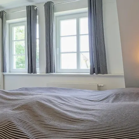 Reetdachhaus Duenenwarft