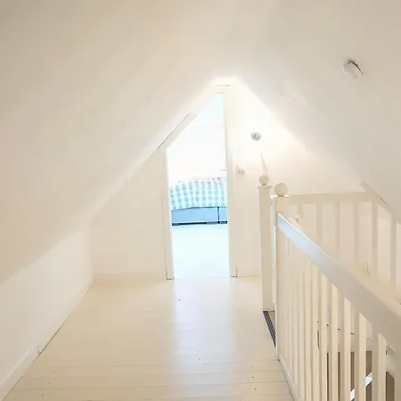 Reetdachhaus Duenenwarft Tatil Evi Tönning