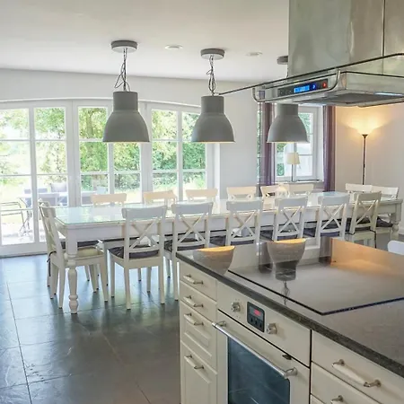 Reetdachhaus Duenenwarft Tatil Evi